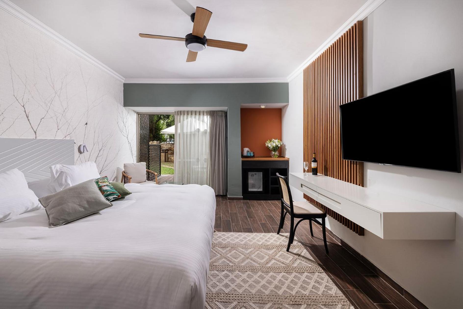 C Hotel Neve Ilan Εξωτερικό φωτογραφία