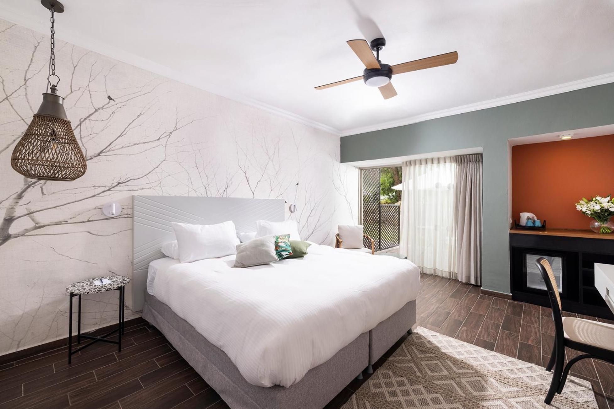 C Hotel Neve Ilan Εξωτερικό φωτογραφία