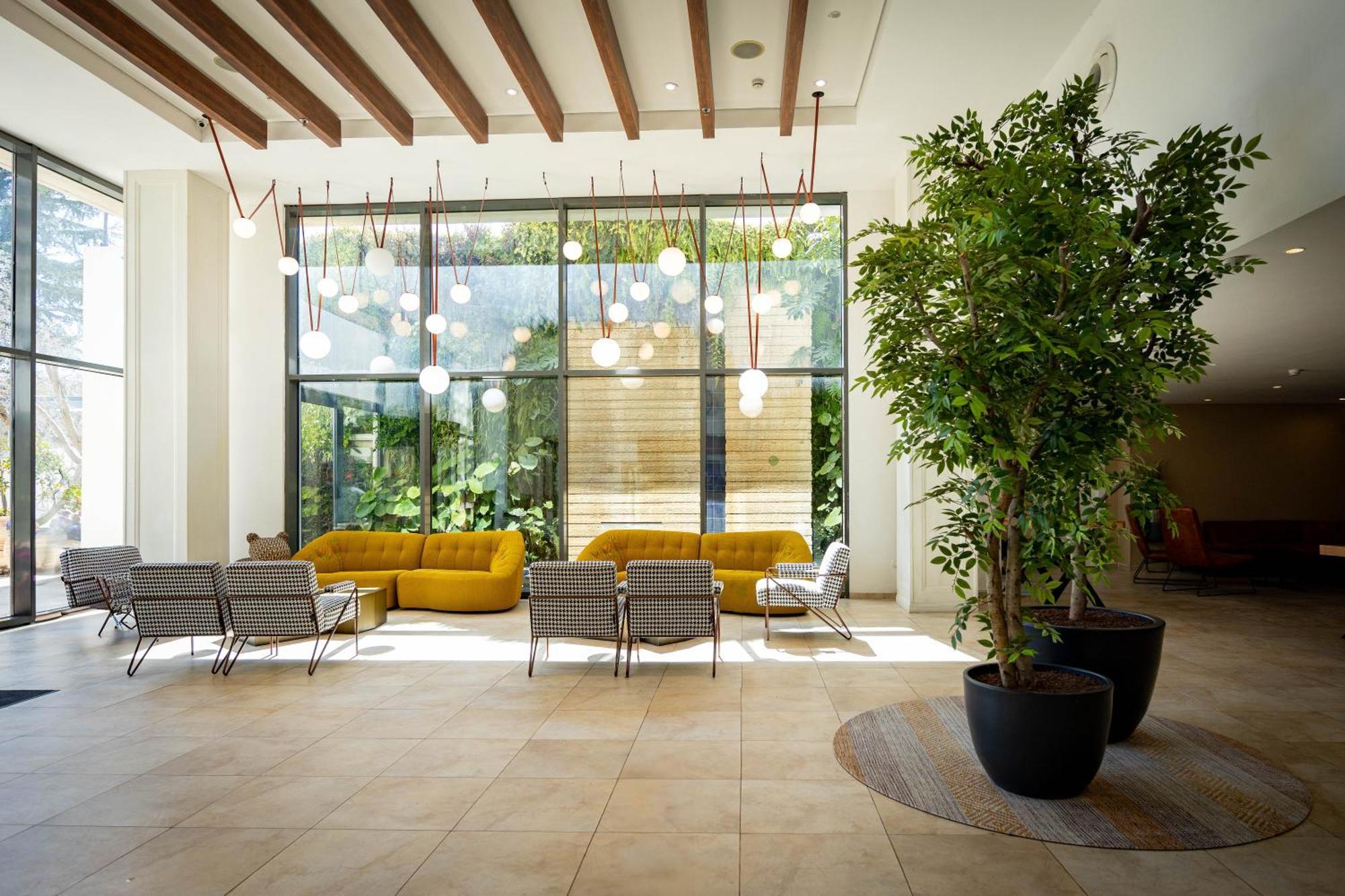 C Hotel Neve Ilan Εξωτερικό φωτογραφία