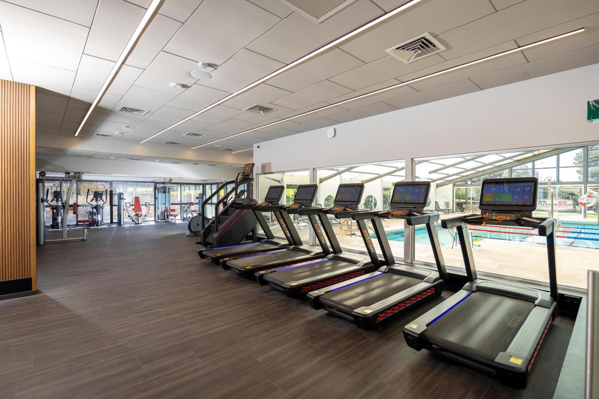 C Hotel Neve Ilan Εξωτερικό φωτογραφία