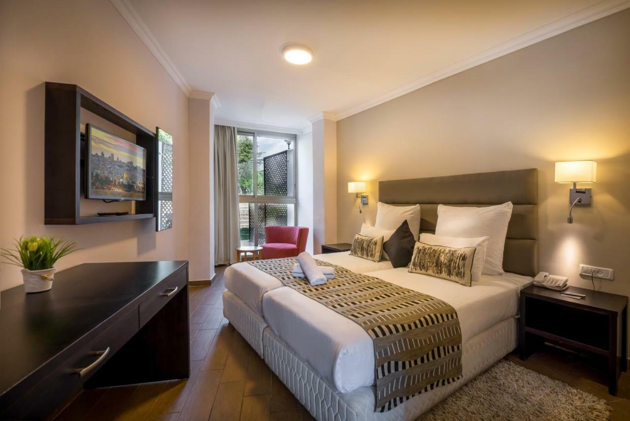 C Hotel Neve Ilan Εξωτερικό φωτογραφία